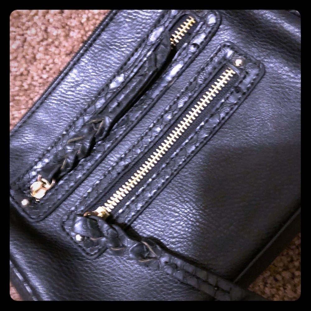 Black purse sleek & sexy